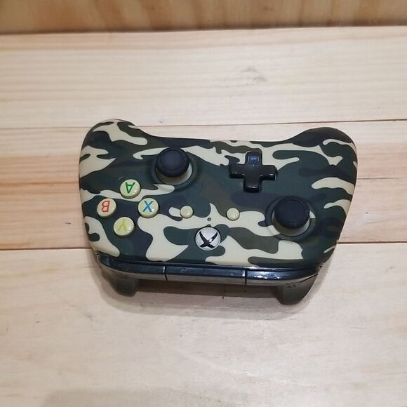 PowerA 1508487-03 Camo Xbox One Wired Controller NO CABLE - Picture 1 of 5